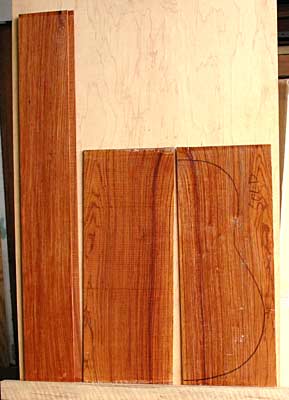 Описание: http://mastergitar.com/images/stories/theory/woodimage/panamanian_rosewood.jpg