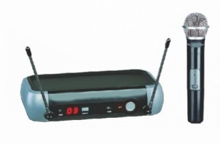 Ross UHF104 -   UHF    